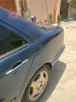 مرسيدس بنز E-Class